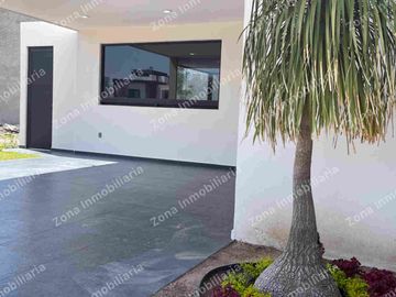 CASA EN VENTA RESIDENCIAL LOMBARDIA IRAPUATO