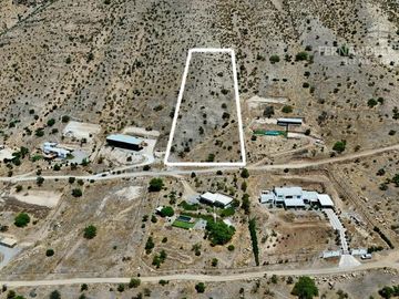 RINCONADA - VENDE TERRENO DE 10.572m2 COND. HACIENDA RINCONADA