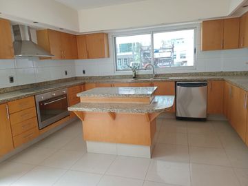 Casa en Venta en Valle Real coto Arboledas, Zapopan, Jalisco