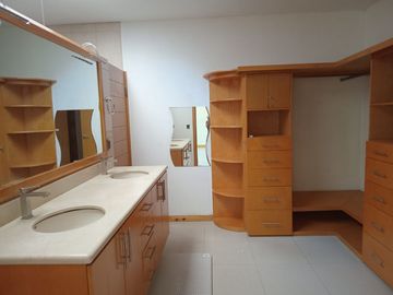 Casa en Venta en Valle Real coto Arboledas, Zapopan, Jalisco
