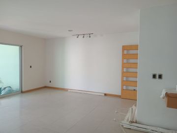 Casa en Venta en Valle Real coto Arboledas, Zapopan, Jalisco
