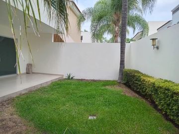 Casa en Venta en Valle Real coto Arboledas, Zapopan, Jalisco