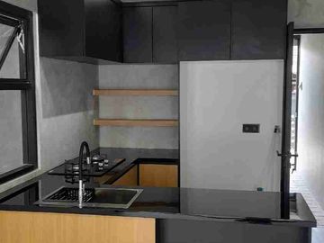 Dijual Rumah Baru Ready Stok Konsep Industrial di Cisaranteun Bandung