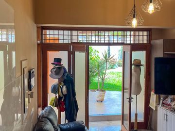 Se Alquila Exclusiva Casa Moderna en Rinconada del Lago – 2da Etapa (Semi Amoblada)