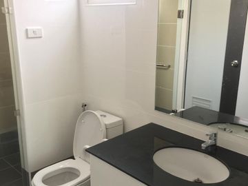 Beautiful house 4 bedrooms for rent and for sale in Baan Karnkanok 2 Phase 3