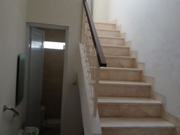 Rumah Bagus Siaphuni Ozone Residence Jakarta Selatan
