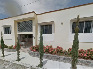 REMATO EXCELENTE RESIDENCIA EN LAGUNA DE JULUAPAN, VILLA DE ÁLVAREZ, COLIMA, C.P. 28979