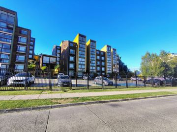 Departamento ubicado en 1er piso Isla Teja $ 210.000.000