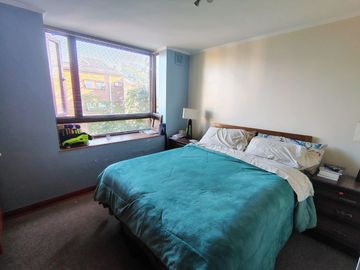 Departamento ubicado en 1er piso Isla Teja $ 210.000.000