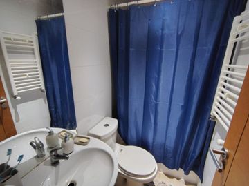 Departamento ubicado en 1er piso Isla Teja $ 210.000.000