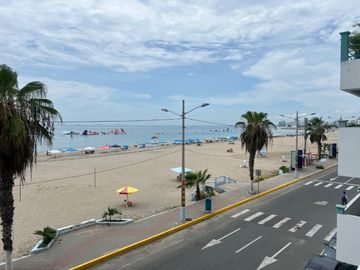 VENDO DEPARTAMENTO FRENTE AL MAR EN CHIPIPE
