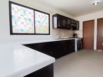 CASA BOSQUE ESMERALDA. ZONA ESMERALDA, SOLO 2 PISOS! VIVE EN LA CASA QUE FLEJA TU EXITO!