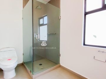 CASA BOSQUE ESMERALDA. ZONA ESMERALDA, SOLO 2 PISOS! VIVE EN LA CASA QUE FLEJA TU EXITO!