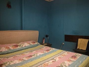 GRAN CASA ANTIGUA PARA REFACCIONAR