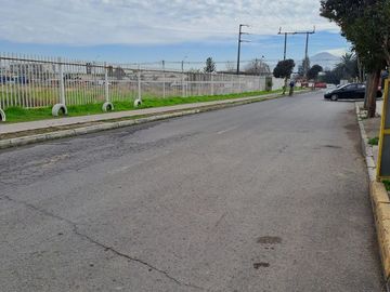 Vendo casa esquina solida 2 D, a 2 cuadras de avda Padre Hurtado San Bdo