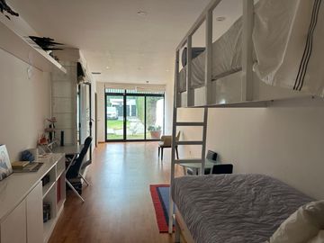 Venta casa a precio de terreno. Urb. El Haras de la Molina