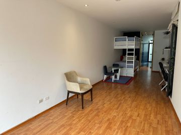Venta casa a precio de terreno. Urb. El Haras de la Molina