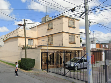 CASA DE RECUPERACIÓN BANCARIA EN AV RIO LERMA SUR, COL. BELLAVISTA, CUAUTITLAN IZCALLI EDO MEX. ¡NO SE ACEPTAN CRÉDITOS!