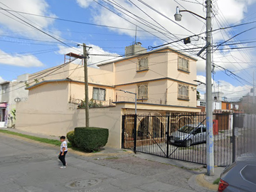 CASA DE RECUPERACIÓN BANCARIA EN AV RIO LERMA SUR, COL. BELLAVISTA, CUAUTITLAN IZCALLI EDO MEX. ¡NO SE ACEPTAN CRÉDITOS!