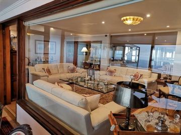 Casa en venta con hermosa vista al mar, Reñaca.