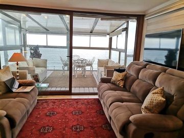 Casa en venta con hermosa vista al mar, Reñaca.
