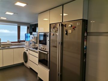 Casa en venta con hermosa vista al mar, Reñaca.