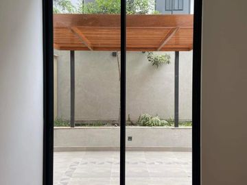 Vendo departamento en Miraflores, 130 m2, 2 dorm, 2 baños