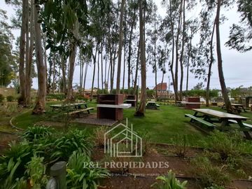 ¡EN VENTA! BELLO DEPARTAMENTO 2D 2B EN EXCLUSIVO CONDOMINIO ALGARROBO