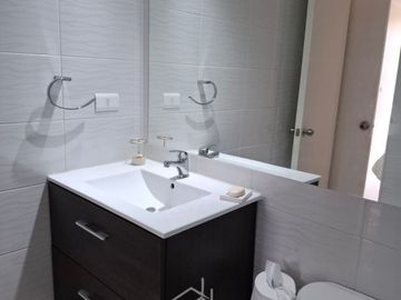 ¡EN VENTA! BELLO DEPARTAMENTO 2D 2B EN EXCLUSIVO CONDOMINIO ALGARROBO