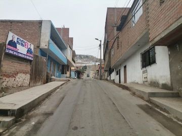 Se Vende casa de 2 pisos cerca al Nuevo Hospital Oncológico Regional- Ventanilla