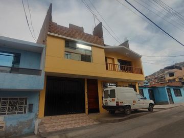 Se Vende casa de 2 pisos cerca al Nuevo Hospital Oncológico Regional- Ventanilla