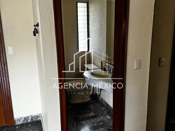 Casa en Venta Cto. Economistas