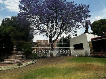 Casa en Venta Cto. Economistas