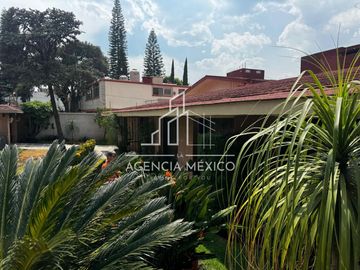Casa en Venta Cto. Economistas