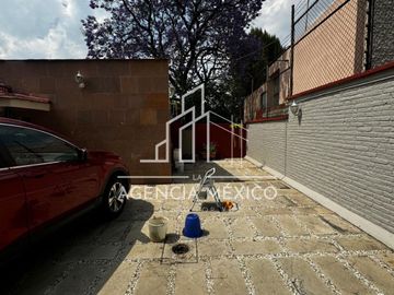 Casa en Venta Cto. Economistas