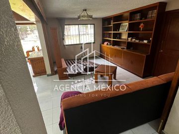 Casa en Venta Cto. Economistas