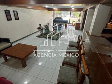 Casa en Venta Cto. Economistas