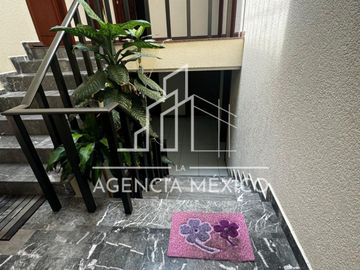 Casa en Venta Cto. Economistas