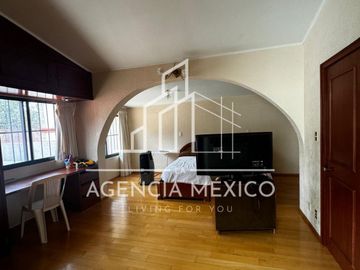 Casa en Venta Cto. Economistas