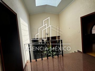 Casa en Venta Cto. Economistas