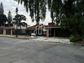 Casa en Venta Cto. Economistas