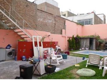 VENDO CASA A PRECIO DE TERRENO UBICADO EN AURELIO GARCIA Y GARCIA NRO 1262 -LIMA CERCADO