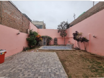 VENDO CASA A PRECIO DE TERRENO UBICADO EN AURELIO GARCIA Y GARCIA NRO 1262 -LIMA CERCADO