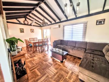 Casa Con Gran Terreno 4d/3b En Microbarrio. El Bosque