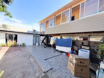 Casa Con Gran Terreno 4d/3b En Microbarrio. El Bosque