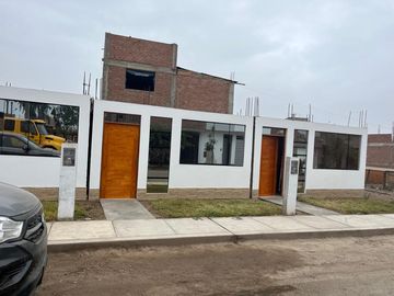 ENTREGA INMEDIATA CASA LOS GIRASOLES EN CARABAYLLO / PAPELES EN REGLA