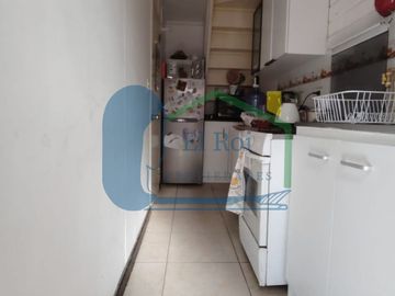 SE VENDE CASA DE DOS PISOS EN CONDOMINIO JARDINES DE BELLOTO