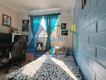 SE VENDE CASA DE DOS PISOS EN CONDOMINIO JARDINES DE BELLOTO