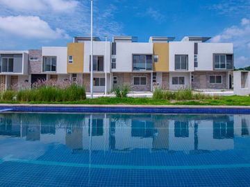 Casas Desde 2,650,000 en Residencial Albazur