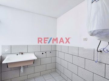 ¡Venta De Amplio Departamento En Villa El Contador Surco!